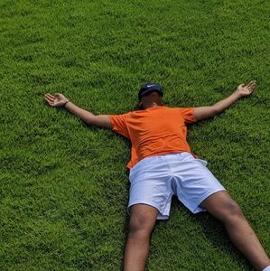 Meet your Posher, Elias